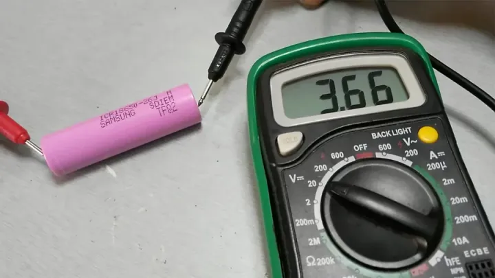 18650 lithium cell voltage measurement during incoming inspection